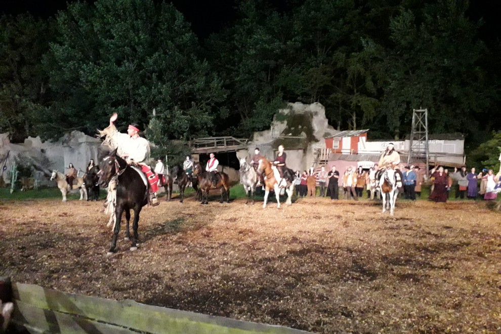 indianer auf pferden